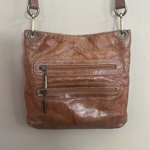 Avorio The Original Italian Leather Crossbody Purse
